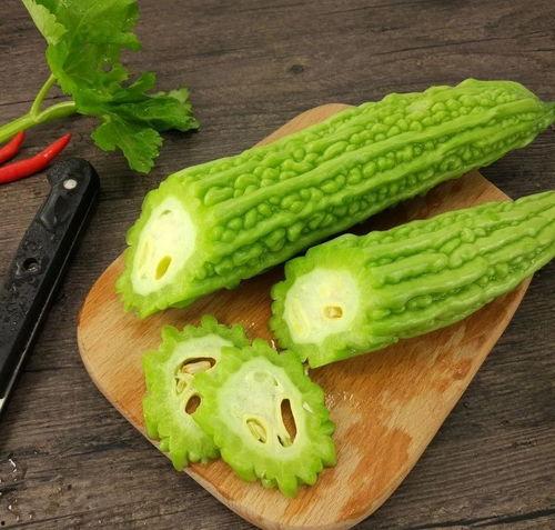 伯爵吃瓜,揭秘宫廷中的八卦风云